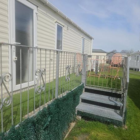 Вилла 6 Berth On John Fowlers Berrow Экстерьер фото