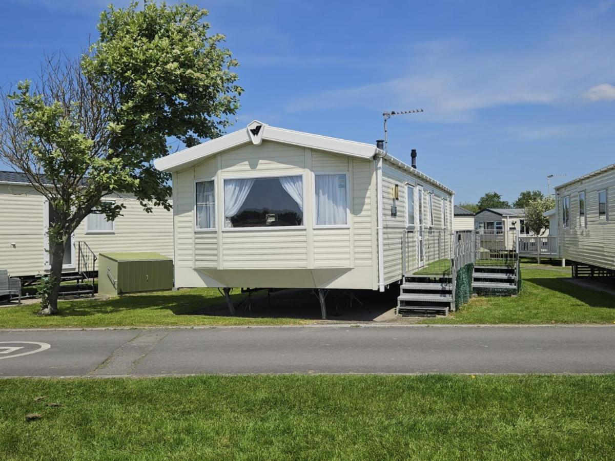 Вилла 6 Berth On John Fowlers Berrow Экстерьер фото
